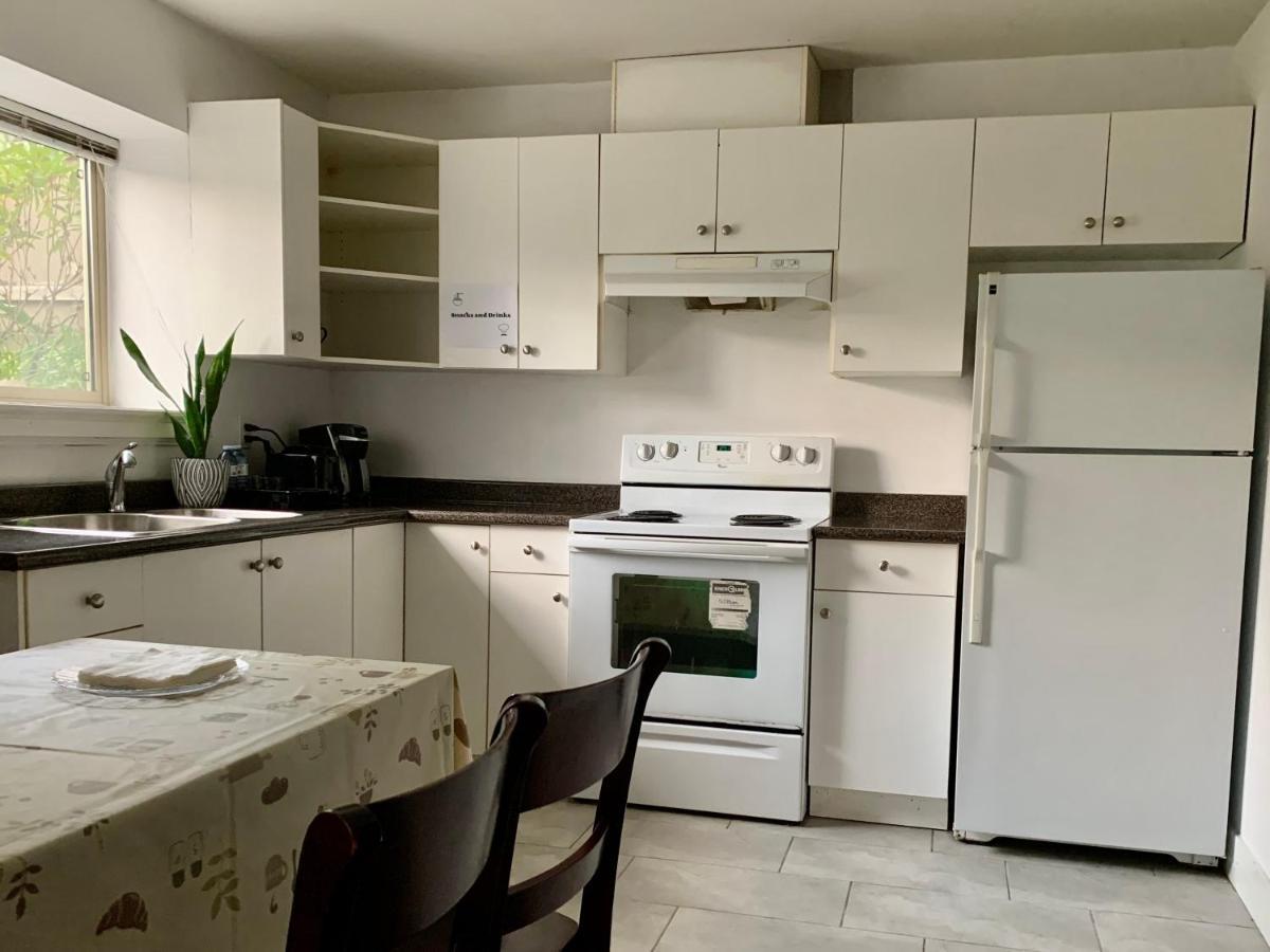 Spacious Burnaby Guest Home Bagian luar foto