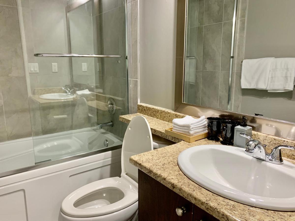 Spacious Burnaby Guest Home Bagian luar foto